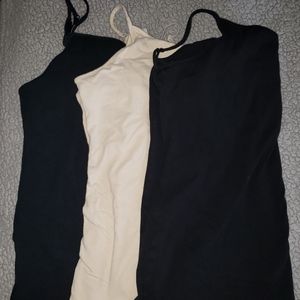 Gap built in tank tops